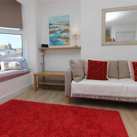 Atlantic Retreat 10a Ventnor Terrace St Ives